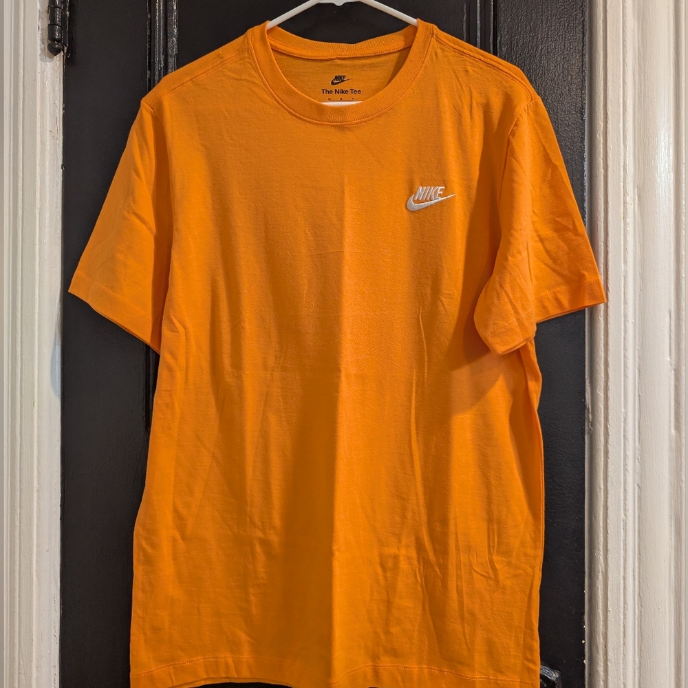 Nike tee shirt NEW Men's